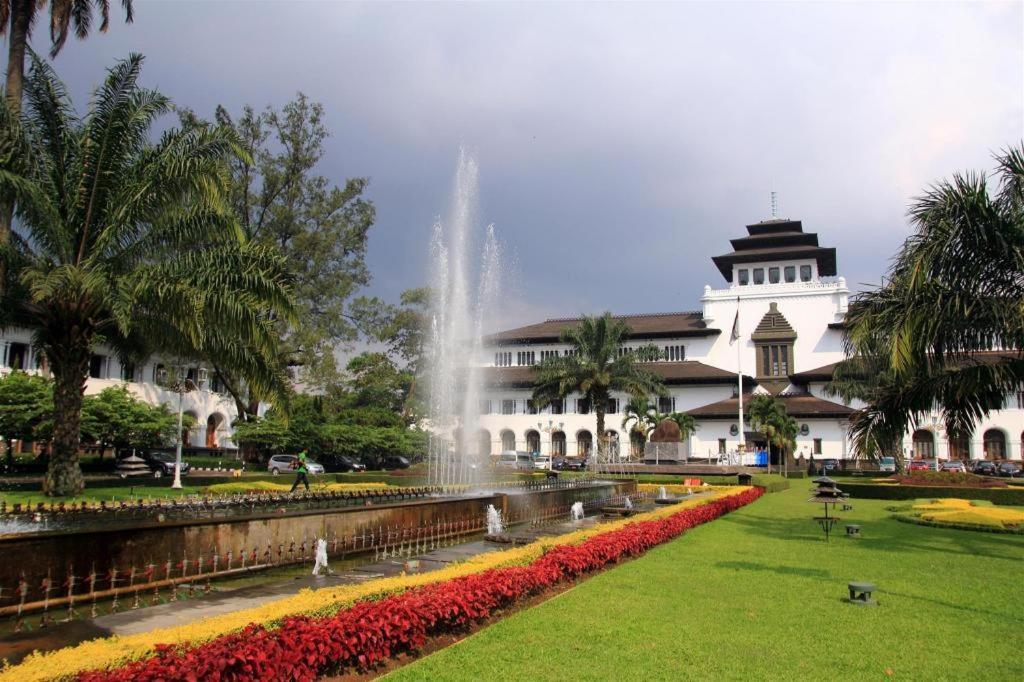 D'Primahotel Bandung Kültér fotó